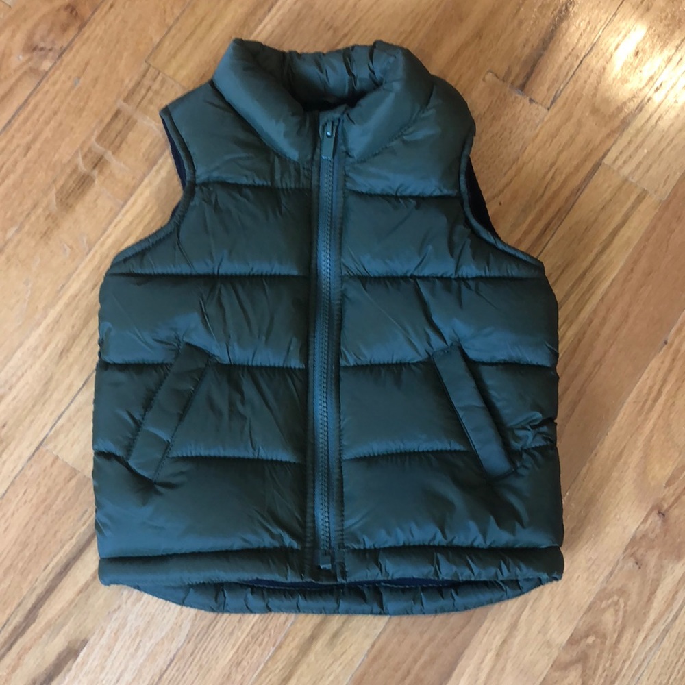 Old Navy Puffer Vest